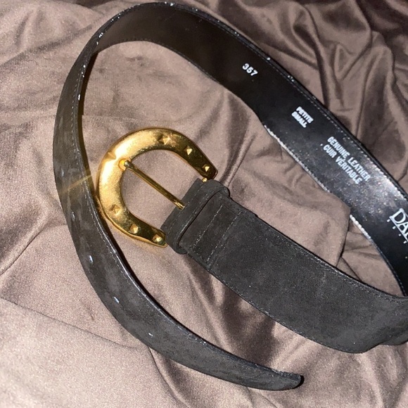 Danier Leather black suede leather gold buckle belt  Sz Petite Small - Picture 10 of 11